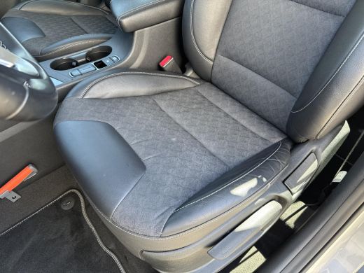 Kia Niro 1.6 GDi Hybrid DynamicLine Navigatie | Achteruitrijcamera | Trekhaak ActivLease financial lease