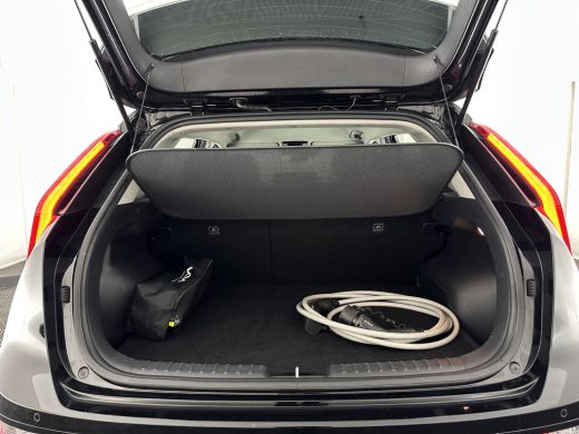 Kia Niro EV DynamicLine 64.8 kWh [ 3-Fase-11kW] {SOH-100%} (INCL-BTW) *LEATHER-FABRIC | ADAPTIVE-CRUISE | DIG... ActivLease financial lease