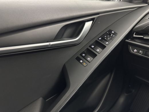 Kia Niro EV DynamicLine 64.8 kWh [ 3-Fase-11kW] {SOH-100%} (INCL-BTW) *LEATHER-FABRIC | ADAPTIVE-CRUISE | DIG... ActivLease financial lease