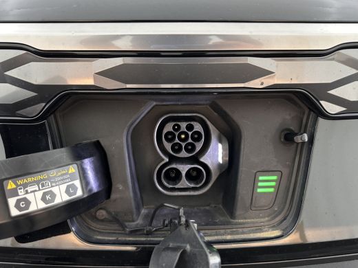 Kia Niro EV DynamicLine 64.8 kWh [ 3-Fase-11kW] {SOH-100%} (INCL-BTW) *LEATHER-FABRIC | ADAPTIVE-CRUISE | DIG... ActivLease financial lease