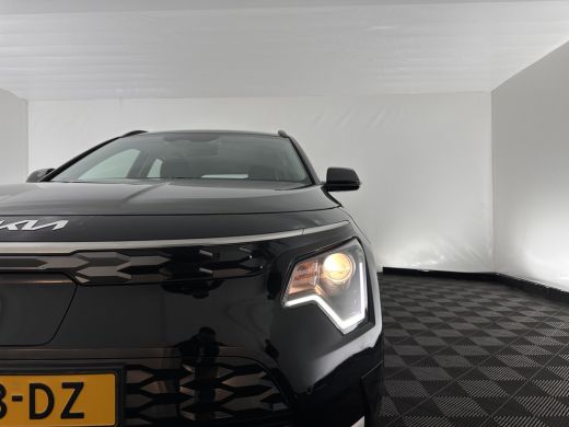 Kia Niro EV DynamicLine 64.8 kWh [ 3-Fase-11kW] {SOH-100%} (INCL-BTW) *LEATHER-FABRIC | ADAPTIVE-CRUISE | DIG... ActivLease financial lease