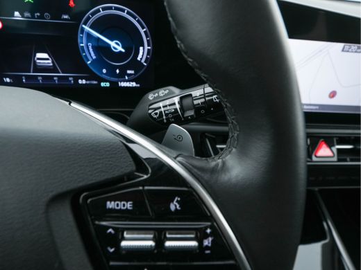 Kia Niro EV DynamicLine 64.8 kWh [ 3-Fase-11kW ] {SOH-100%} (INCL-BTW) *LEATHER-FABRIC | ADAPTIVE-CRUISE | DI... ActivLease financial lease