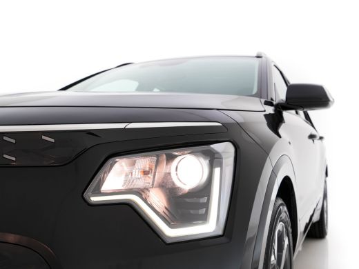 Kia Niro EV DynamicLine 64.8 kWh [ 3-Fase-11kW ] {SOH-100%} (INCL-BTW) *LEATHER-FABRIC | ADAPTIVE-CRUISE | DI... ActivLease financial lease