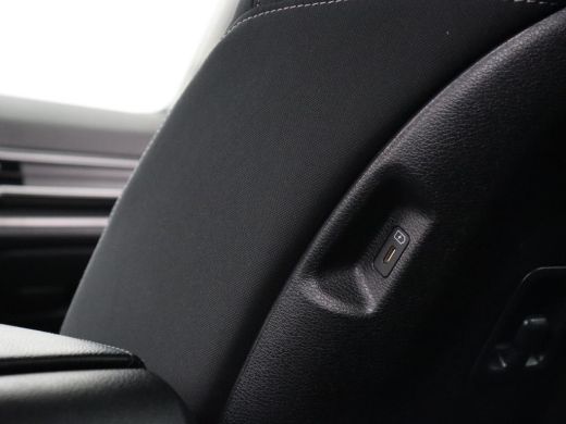 Kia Sportage 1.6 T-GDi Hybrid DynamicLine | Carplay | Adaptive cruise | Navigatie | Full LED | Camera | Climat... ActivLease financial lease