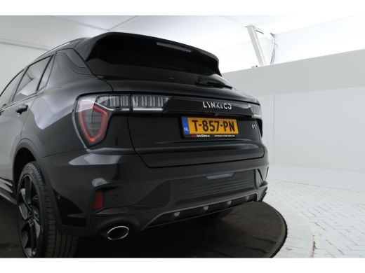 Lynk & Co 01 1.5 Full black, Panoramadak, 360 Camera, Apple Carplay, Trekhaak ActivLease financial lease