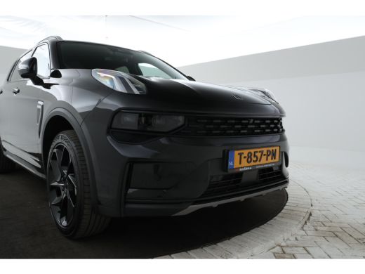 Lynk & Co 01 1.5 Full black, Panoramadak, 360 Camera, Apple Carplay, Trekhaak ActivLease financial lease