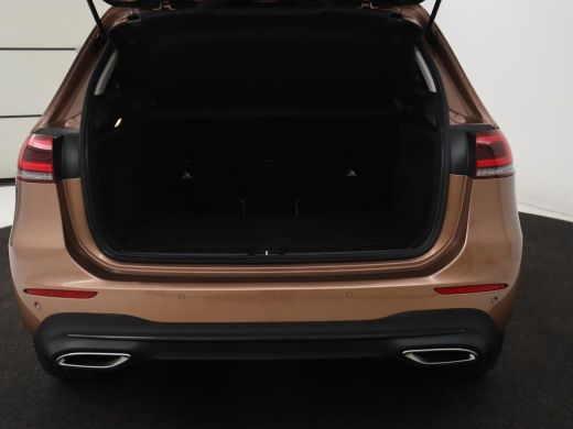 Mercedes-Benz B-Klasse 250e Urban Night | SOH 92% | Adaptive cruise | Stoelverwarming | Camera | Carplay | Sfeerverlicht... ActivLease financial lease