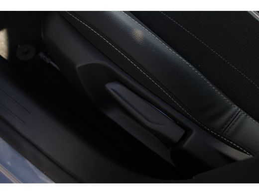 Opel Corsa 1.2 Turbo Hybrid GS | Automaat | Navigatie | Camera | NL auto | Apple carplay | Adaptieve cruise ... ActivLease financial lease