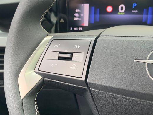 Opel Frontera Electric GS 44 kWh Navigatie / zwartdak / camera ActivLease financial lease