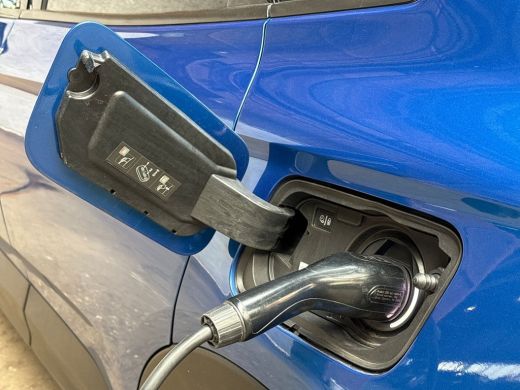 Opel Grandland X 1.6 Turbo Hybrid4 Ultimate 301Pk Automaat (APPLE CARPLAY, STOELKOELING/VERWARMING, MEMORY SEATS, ... ActivLease financial lease