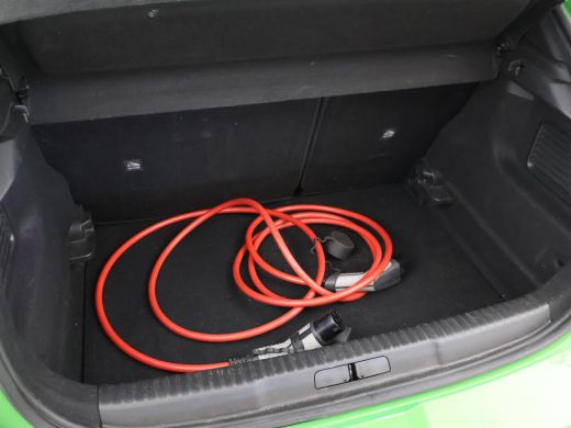 Opel Mokka-e ULTIMATE 50 KWH TWO TONE 94% SOH + LEDER/ALCANTARA | STOEL/STUURVERW. | 18 INCH | MATCHA GREEN ActivLease financial lease