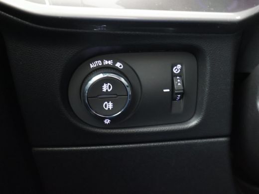 Opel Mokka-e ULTIMATE 50 KWH TWO TONE 94% SOH + LEDER/ALCANTARA | STOEL/STUURVERW. | 18 INCH | MATCHA GREEN ActivLease financial lease