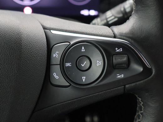 Opel Mokka-e ULTIMATE 50 KWH TWO TONE 94% SOH + LEDER/ALCANTARA | STOEL/STUURVERW. | 18 INCH | MATCHA GREEN ActivLease financial lease