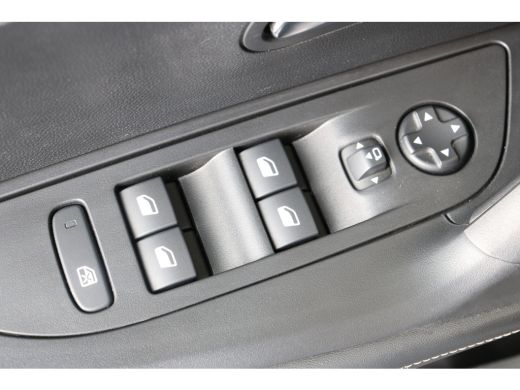 Peugeot 2008 1.2 PureTech 100 Allure | Navi | Camera | Clima | Cruise | Apple Carplay/Android Auto | Parkeerse... ActivLease financial lease