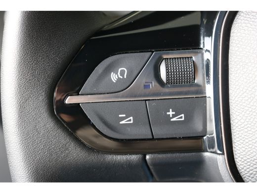 Peugeot 2008 1.2 PureTech 100 Allure | Navi | Camera | Clima | Cruise | Apple Carplay/Android Auto | Parkeerse... ActivLease financial lease