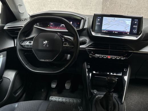 Peugeot 2008 1.2 PureTech Allure Sport (VIRTUAL COCKPIT, APPLE CARPLAY, GROOT NAVI, 360 CAMERA, KEYLESS, LEDER... ActivLease financial lease