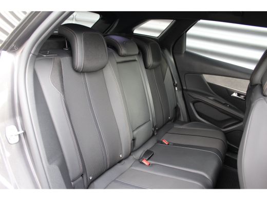 Peugeot 3008 1.2 PURETECH 130PK GT PACK AUTOMAAT / NAVI / LEDER / CLIMA / PDC / 19" LMV / CAMERA / BLACK PACK ... ActivLease financial lease