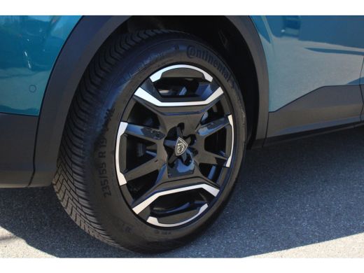Peugeot 3008 1.6 plug-in Hybrid 195 Allure | Automaat | Navigatie | Panorama/schuifdak | Camera | All season |... ActivLease financial lease