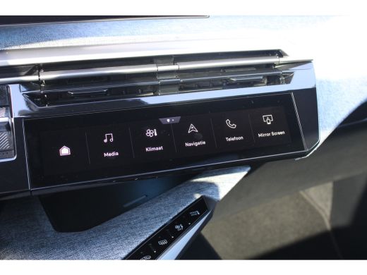 Peugeot 3008 1.6 plug-in Hybrid 195 Allure | Automaat | Navigatie | Panorama/schuifdak | Camera | All season |... ActivLease financial lease