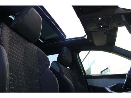 Peugeot 3008 1.6 plug-in Hybrid 195 Allure | Automaat | Navigatie | Panorama/schuifdak | Camera | All season |... ActivLease financial lease