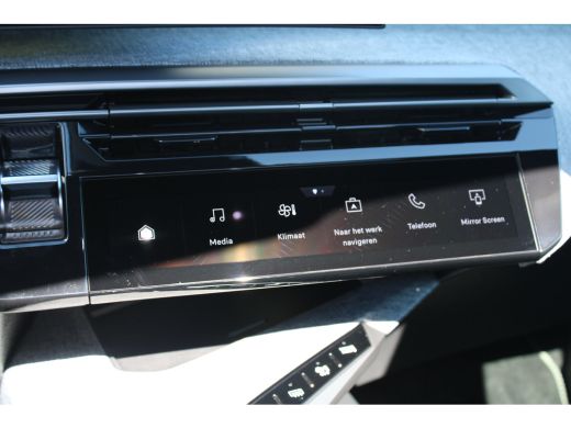 Peugeot 3008 1.6 plug-in Hybrid 195 GT Exclusive | Panorama/schuifdak | Lederen bekleding | Trekhaak | NL auto... ActivLease financial lease