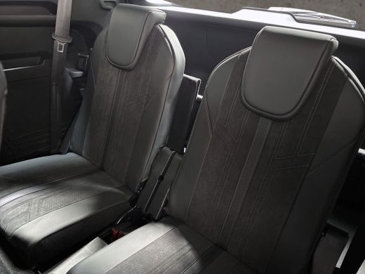 Peugeot 5008 1.2 PureTech GT-Line Automaat (MEMORY SEATS, FOCAL AUDIO, APPLE CARPLAY, 360 CAMERA, LEDER/ALCANT... ActivLease financial lease