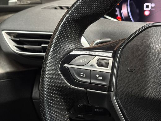 Peugeot 5008 1.2 PureTech GT-Line Automaat (MEMORY SEATS, FOCAL AUDIO, APPLE CARPLAY, 360 CAMERA, LEDER/ALCANT... ActivLease financial lease