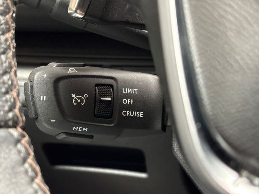 Peugeot 5008 1.2 PureTech GT-Line Automaat (MEMORY SEATS, FOCAL AUDIO, APPLE CARPLAY, 360 CAMERA, LEDER/ALCANT... ActivLease financial lease