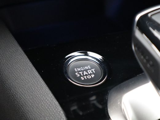 Peugeot 5008 1.6 PureTech GT Pack Business | Achteruitrijcamera | Dodehoekdetectie | Climate Control | Apple C... ActivLease financial lease