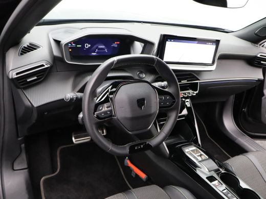 Peugeot e-2008 EV GT 54 kWh | Achteruitrijcamera | 11 kW lader | Adaptive Cruise Control ActivLease financial lease
