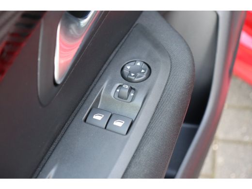 Peugeot e-208 EV 136PK ACTIVE AUTOMAAT / NAVI / CLIMA / LED / BLUETOOTH / CRUISECONTROL / 1E EIGENAAR / NIEUWST... ActivLease financial lease