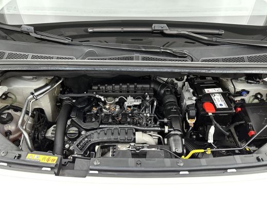 Peugeot Partner 1.2 Benzine 111PK Euro6 Premium / Airco / Navigatie / Cruise-ctr. / Schuifdeur + Raam / Radio mul... ActivLease financial lease