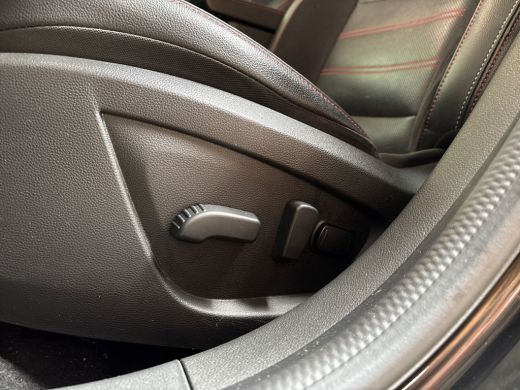 Renault Arkana 1.6 E-Tech Hybrid 145 R.S. Line 145Pk Automaat (VIRTUAL COCKPIT, APPLE CARPLAY, GROOT NAVI, LEDER... ActivLease financial lease