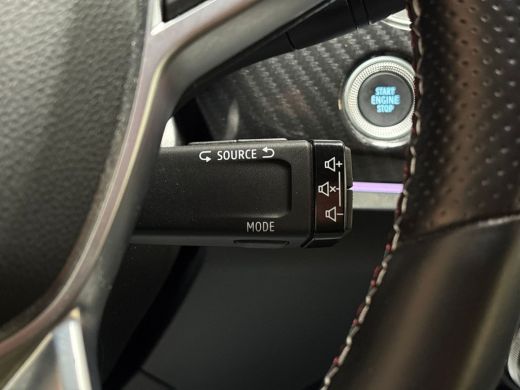 Renault Arkana 1.6 E-Tech Hybrid 145 R.S. Line 145Pk Automaat (VIRTUAL COCKPIT, APPLE CARPLAY, GROOT NAVI, LEDER... ActivLease financial lease