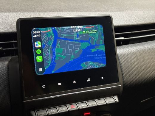 Renault Clio 1.6 E-Tech Hybrid 140 Sport 140Pk Automaat (VIRTUAL COCKPIT, APPLE CARPLAY, GROOT NAVI, LM VELGEN... ActivLease financial lease