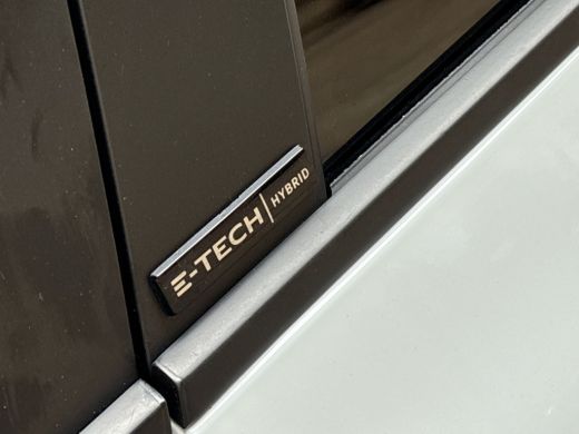 Renault Clio 1.6 E-Tech Hybrid 140 Sport 140Pk Automaat (VIRTUAL COCKPIT, APPLE CARPLAY, GROOT NAVI, LM VELGEN... ActivLease financial lease