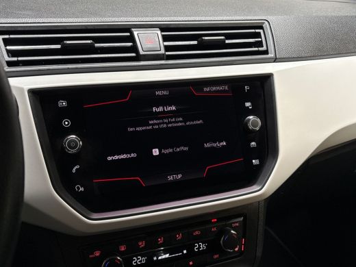 Seat Arona 1.0 TSI Xcellence Intense Automaat (APPLE CARPLAY, GROOT NAVI, CLIMATE, STOELVERWARMING, SPORTSTO... ActivLease financial lease