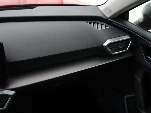 Seat Leon 1.4 TSI eHybrid PHEV FR | SOH 97,5% | Stoelverwarming | Adaptive cruise | Sfeerverlichting | Navi... ActivLease financial lease