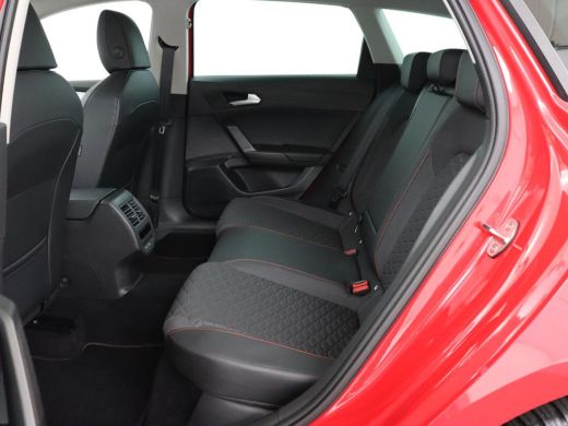 Seat Leon 1.4 TSI eHybrid PHEV FR | SOH 97,5% | Stoelverwarming | Adaptive cruise | Sfeerverlichting | Navi... ActivLease financial lease