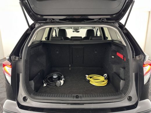 Skoda Enyaq iV 60 [ 3-Fase ] {SOH-87%} (INCL-BTW) *LEATHER-FABRIC | FULL-LED | ADAPTIVE-CRUISE | BLINDSPOT | DIG... ActivLease financial lease