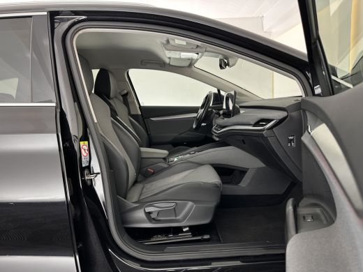 Skoda Enyaq iV 60 [ 3-Fase ] {SOH-87%} (INCL-BTW) *LEATHER-FABRIC | FULL-LED | ADAPTIVE-CRUISE | BLINDSPOT | DIG... ActivLease financial lease
