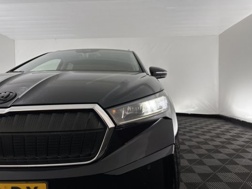 Skoda Enyaq iV 60 [ 3-Fase ] {SOH-87%} (INCL-BTW) *LEATHER-FABRIC | FULL-LED | ADAPTIVE-CRUISE | BLINDSPOT | DIG... ActivLease financial lease