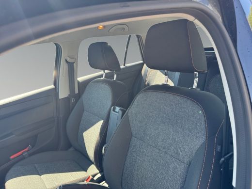 Skoda Fabia Combi 1.0 95pk TSI Business Edition Achteruitrijcamera | Parkeersensoren voor en achter | Cruise ... ActivLease financial lease