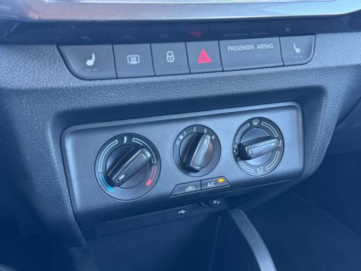 Skoda Fabia Combi 1.0 95pk TSI Business Edition Achteruitrijcamera | Parkeersensoren voor en achter | Cruise ... ActivLease financial lease