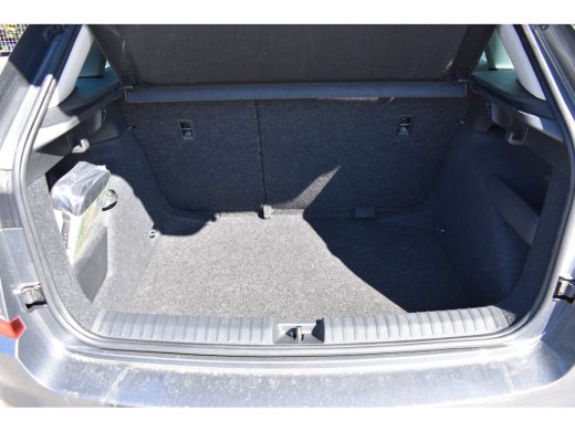 Skoda Kamiq 1.0 TSI Ambition 110pk DSG | APP. CONNECT | CRUISE CONTROL | FULL LED | AIRCO | DAB+ ActivLease financial lease