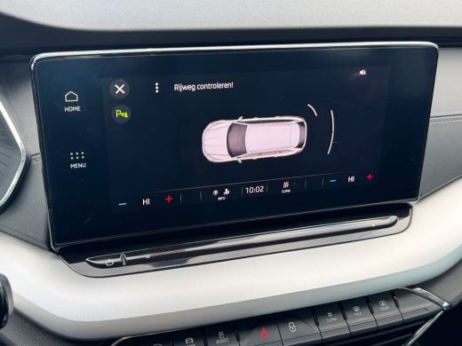 Skoda Octavia Combi 1.0 110pk e-TSI Business Edition Trekhaak uitklapbaar | Dodehoeksensoren | Parkeersensoren ... ActivLease financial lease