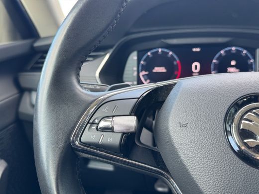 Skoda Octavia Combi 1.0 110pk e-TSI Business Edition Trekhaak uitklapbaar | Dodehoeksensoren | Parkeersensoren ... ActivLease financial lease