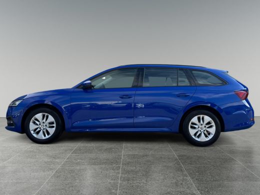 Skoda Octavia Combi 1.0 110pk e-TSI Business Edition Trekhaak uitklapbaar | Dodehoeksensoren | Parkeersensoren ... ActivLease financial lease