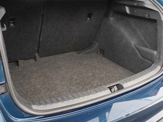 Skoda Scala 1.0 TSI Business Edition | Automaat | Stoelverwarming | Adaptive cruise | Trekhaak | Carplay | Ke... ActivLease financial lease