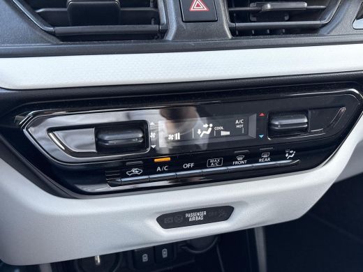 Suzuki Swift 1.2 Select Smart Hybrid **DODEHOEK DETECTIE/ KEYLESS/ ADAPTIEF CRUISE CONTROL** ActivLease financial lease